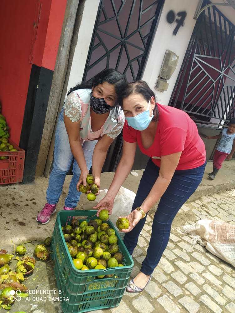 Camacã: Famílias carentes de Leoventura e Jacareci são comtempladas com alimentos do PAA e CONAB